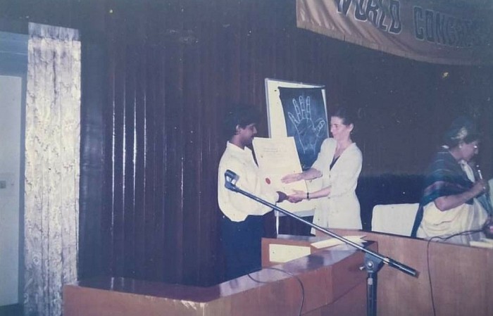 Prof.C.UNNIKRISHNAN receives Certificate from Dr.LINDA (UK)