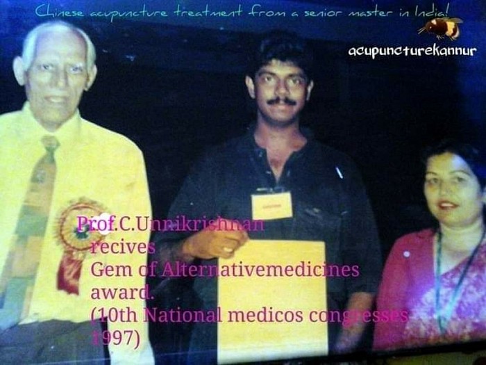 GEM OF ALTERNATIVE MEDICINE : Prof.C. UNNIKRISHNAN poses for Photograph with Dr.DB KAPUR immediately after receiving GEM OF ALTERNATIVE MEDICINE AWARD (Year : 1997)